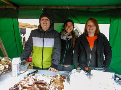 Y4U-Jugendforum_Adventmarkt-Ranshofen_2016_2