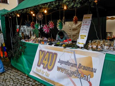Y4U-Jugendforum_Adventmarkt-Ranshofen_2016_5