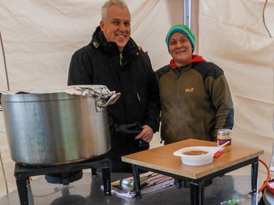 Y4U-Jugendforum_Adventmarkt-Ranshofen_2014_7