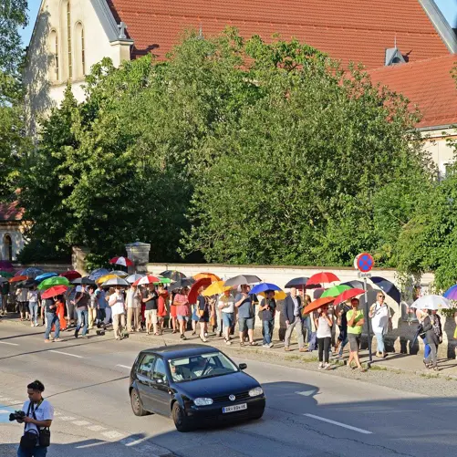 Wir öffnen den Schutzschirm - Bild 7