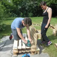 Paletten-Möbelbau-Projekt